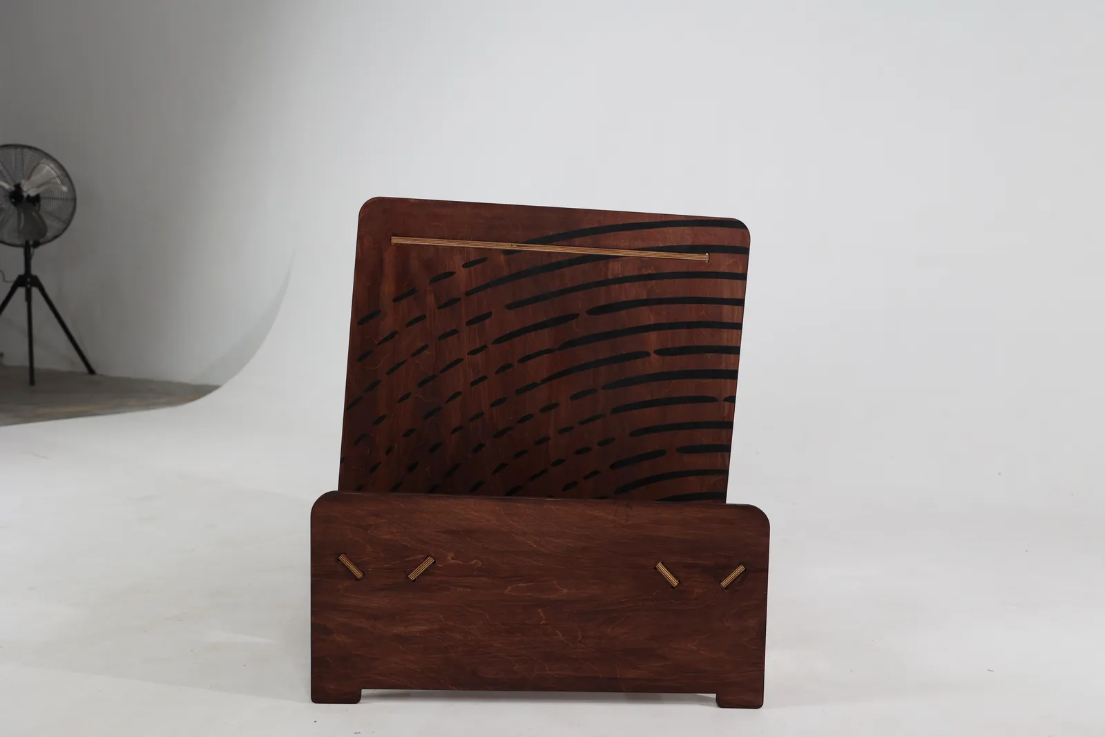 Side panel with its routed curve pattern